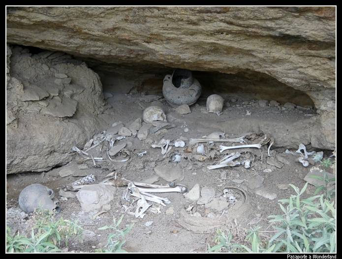 Iglesias excavadas del Tigray Petros We Paulos